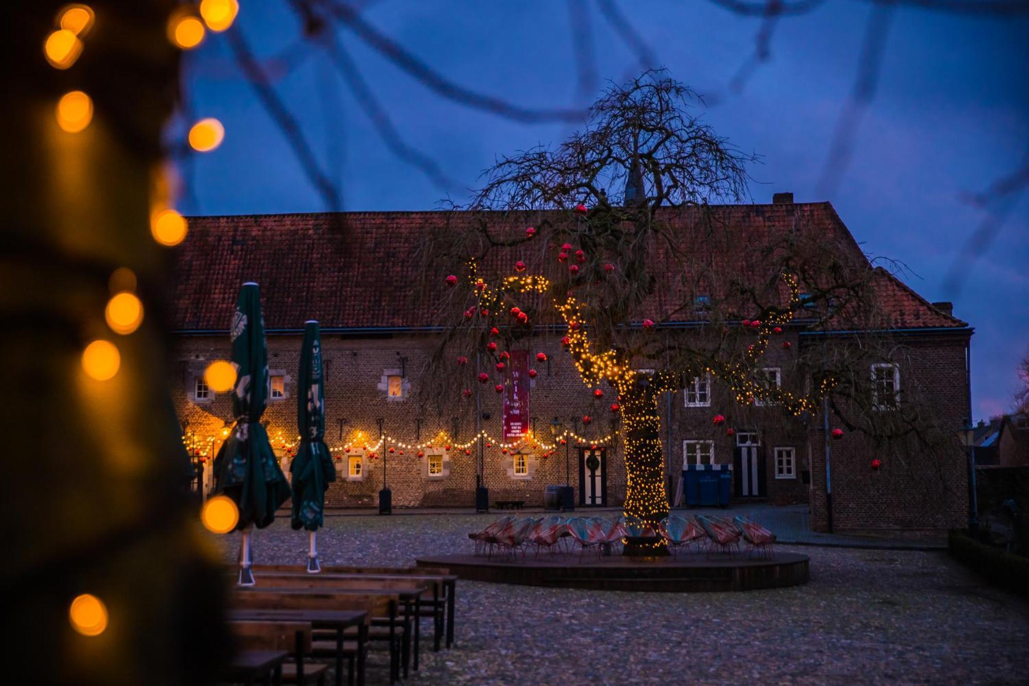 Bed and Breakfast Landgoed Kasteel Limbricht Exterior foto